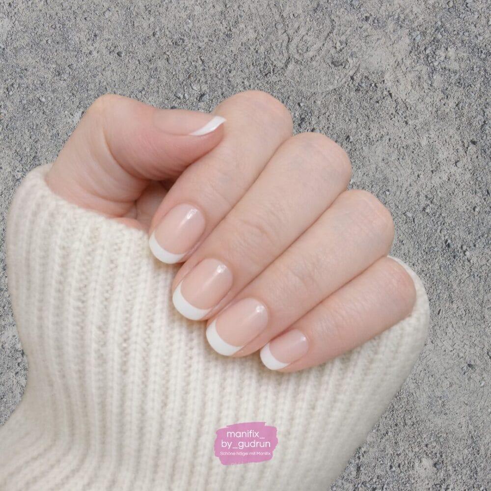 French Nails klassisch