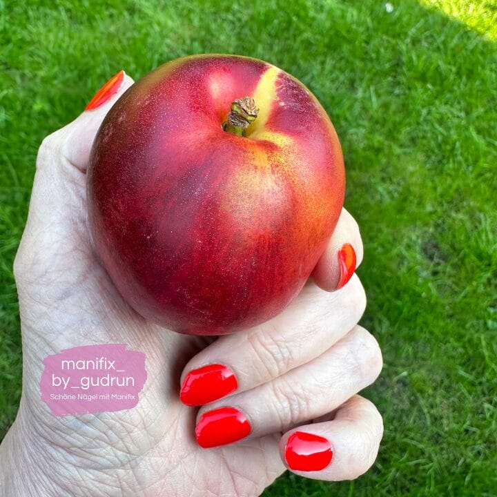 Rote Nägel: Klassisch, elegant & immer im Trend