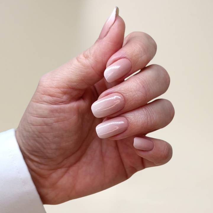 Babyboomer Fingernägel: 7 geniale Tricks für perfekte, elegante Nägel