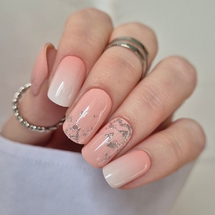 Babyboomer Glitzer: 3 einfache Profi-Tricks für perfekte Nägel in Minuten