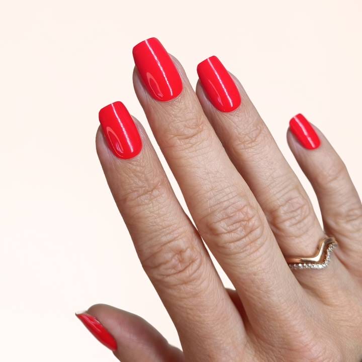 Lady in Red Red UV Nail Wrap
