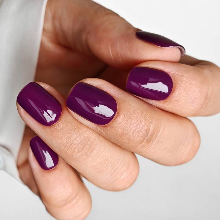 Noblesse Purple UV-Nagelfolie