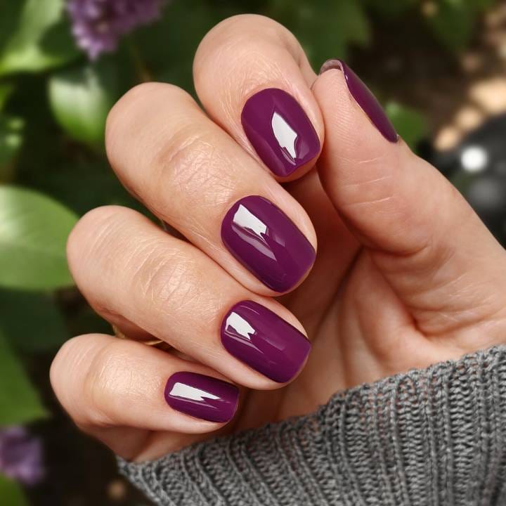 Noblesse Purple UV-Nagelfolie