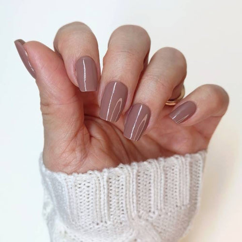 Noisette Brown UV-Nagelfolie