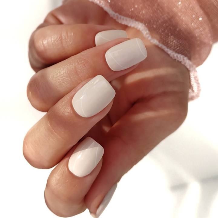 minimalistic nailart nagelfolien uv powdered manifix 1